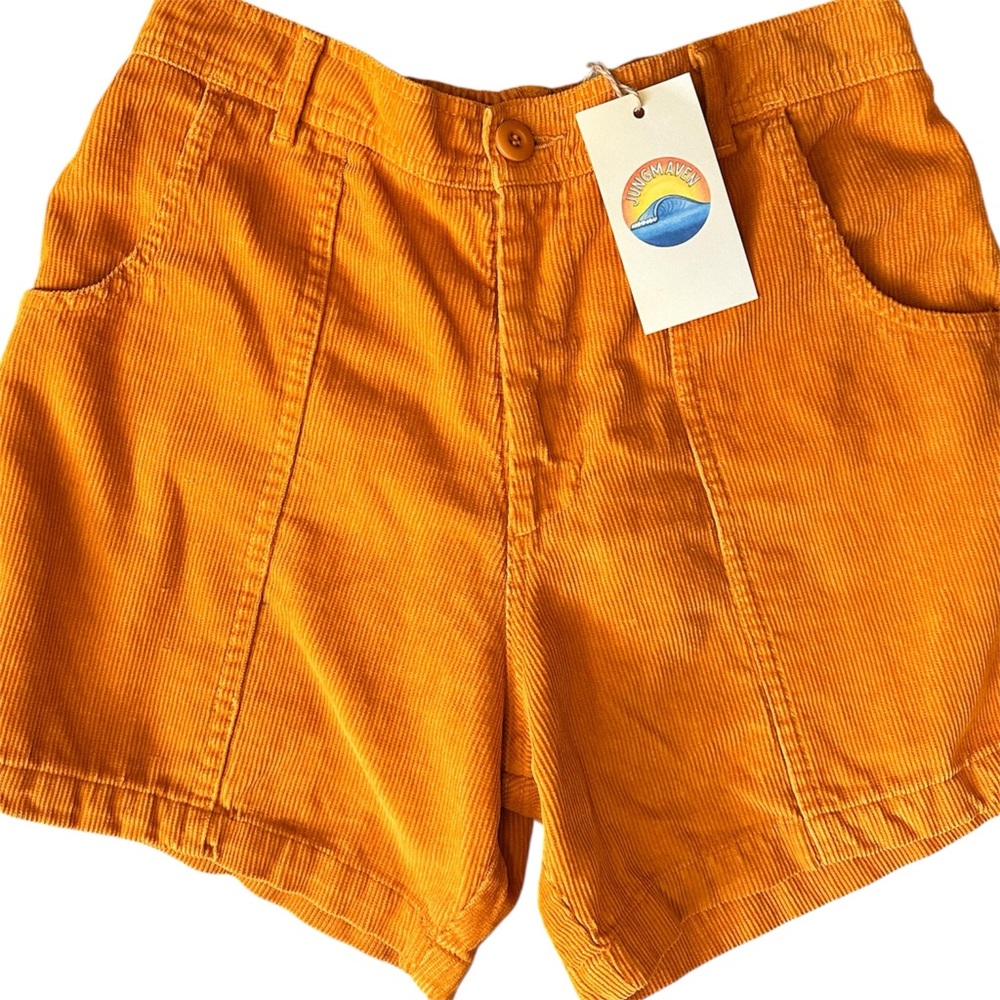 Corduroy High-Rise Women's Shorts in Vibrant Orange